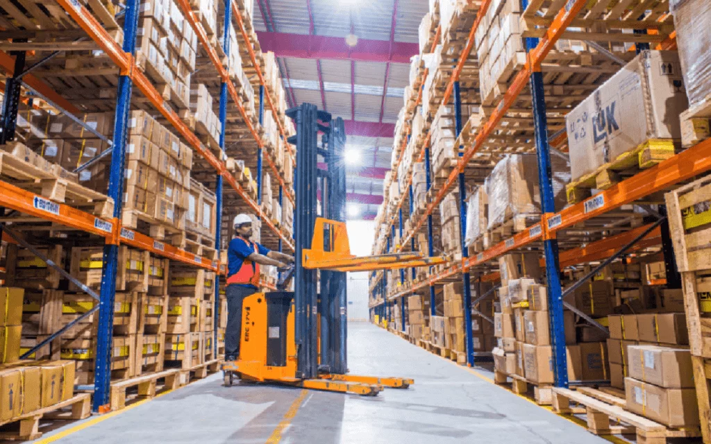 5-Common-Warehouse-Hindrances-How-To-Eliminate-Them-Blog-1080×675-1-1024×640